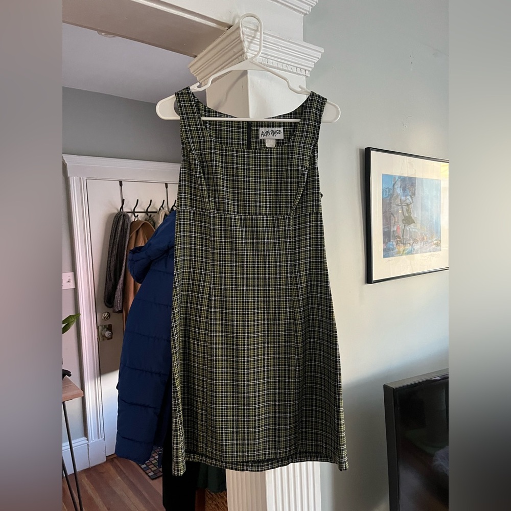 Alyn Paige Green Plaid Midi Dress